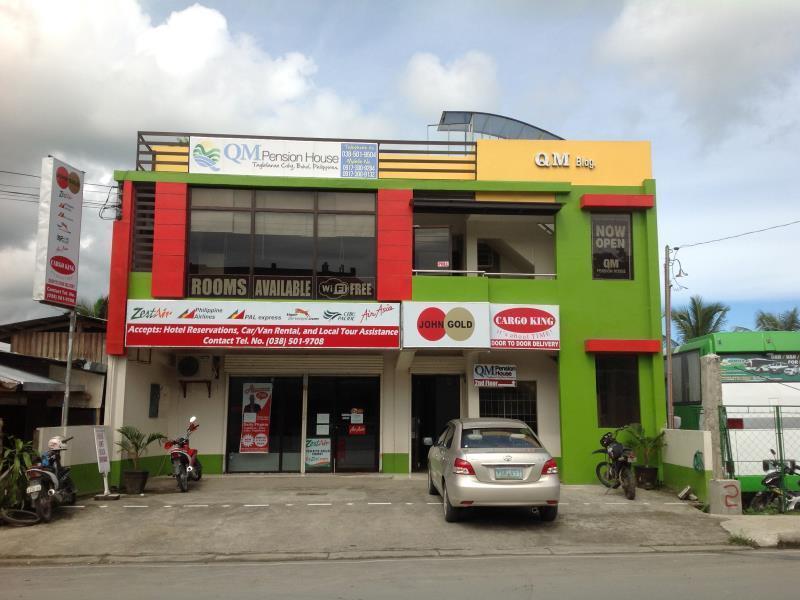 Qm Pension House Тагбиларан Сити Екстериор снимка