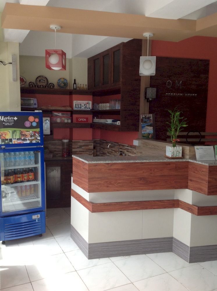 Qm Pension House Тагбиларан Сити Екстериор снимка